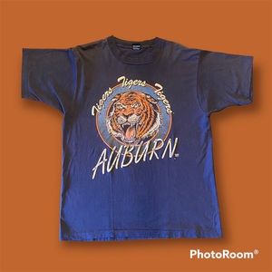 Vintage Single Stitched NCAA Auburn Tigers Shirt